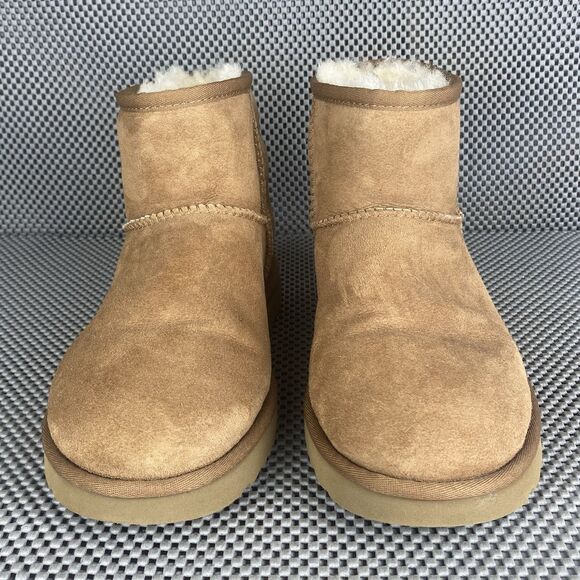 UGG Classic Mini II Boots Womens 8 Chestnut Leather Sheepskin Pull On Winter - Picture 5 of 11